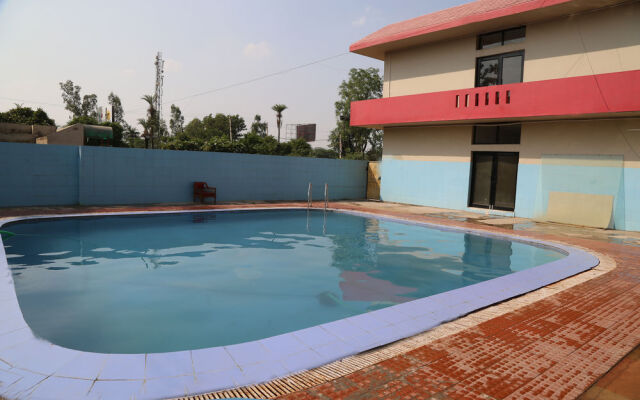 Pacific Inn Suryansh Hotel