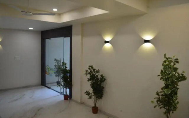 Hotel Anuradha Deluxe by OYO Rooms