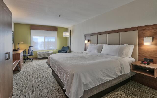 Holiday Inn Express & Suites Albuquerque Historic Old Town by IHG