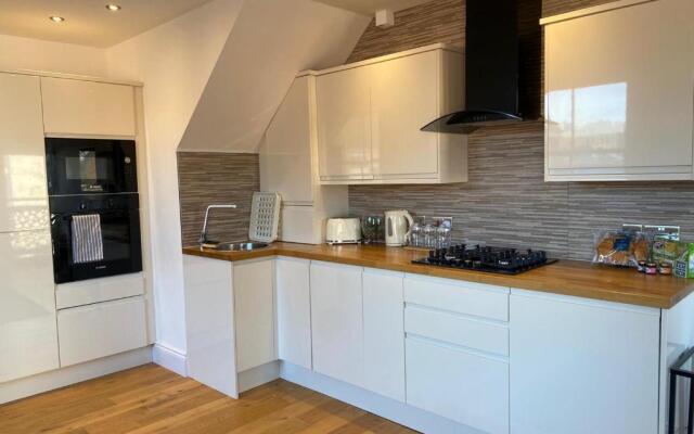 City Centre Duplex Sleeps 4 #H9