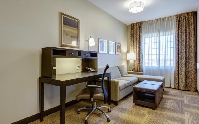 Staybridge Suites St Louis - Westport by IHG