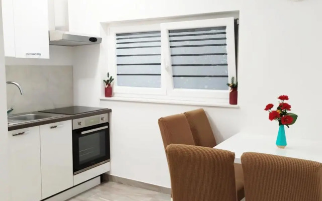 Apartmani Mira