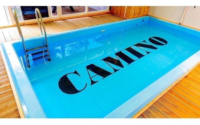 Camino Poolvilla Pension