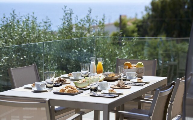 Elaia Luxury Suites Lagonissi