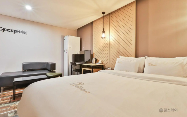 Gracias Hotel Gimhae