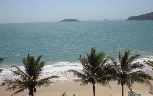 Golfinhos Apart Hotel