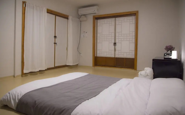 STAY256 Hanok Guesthouse
