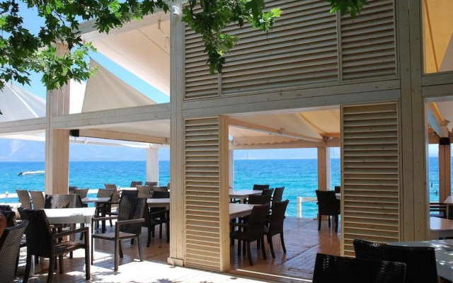 Kanelli Beach Hotel