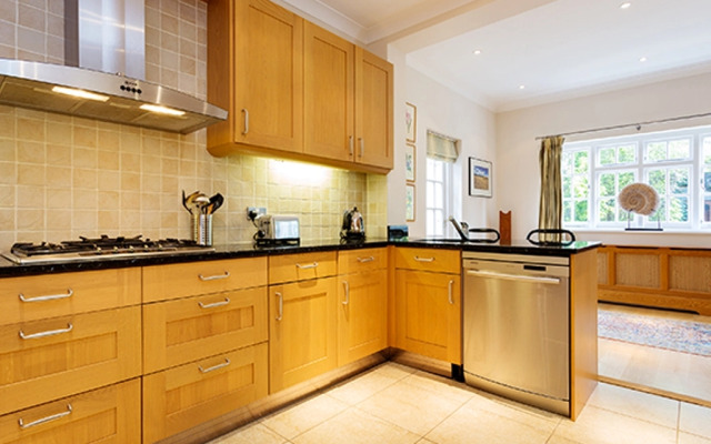 Veeve  Holly Lodge Estate