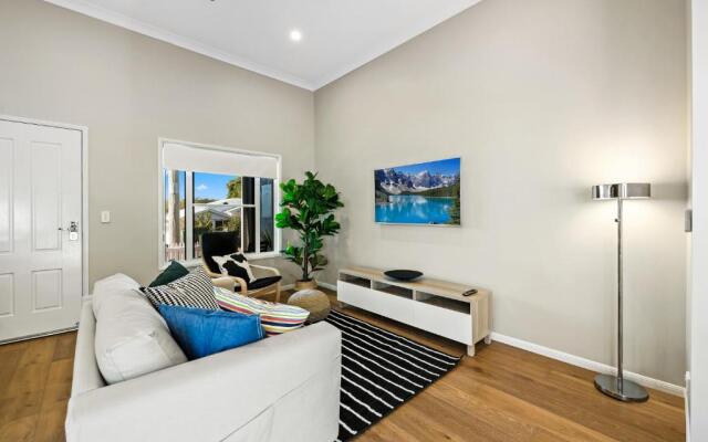 Bluestone Cottages - The Villa