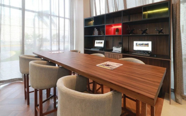 Holiday Inn & Suites Monterrey Apodaca Zona Airport