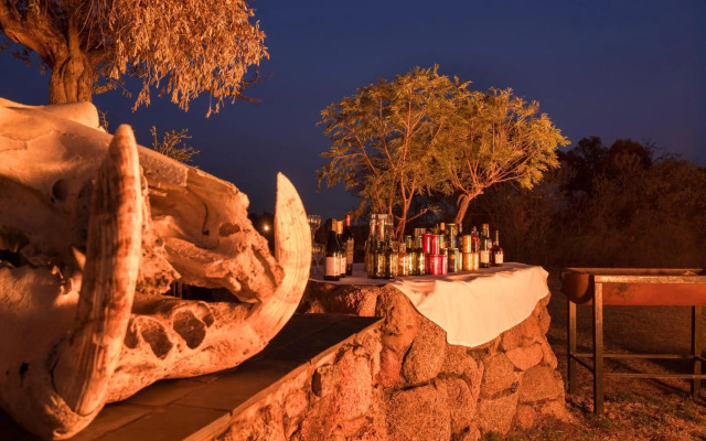 Tshukudu Bush Lodge