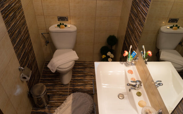 Four Seasons Villas