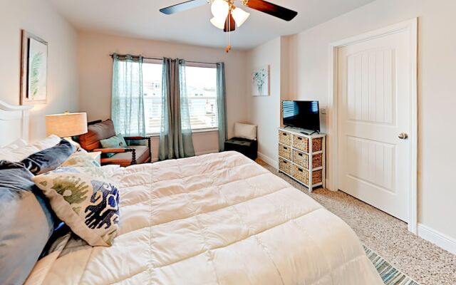 Shadow Lake - 3 Br Townhouse