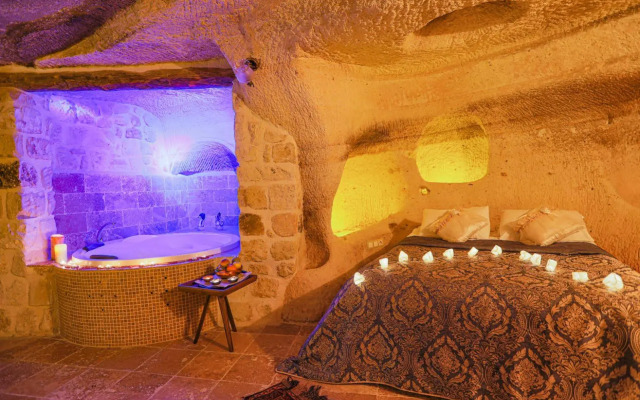Sinasos Palace Cave Hotel