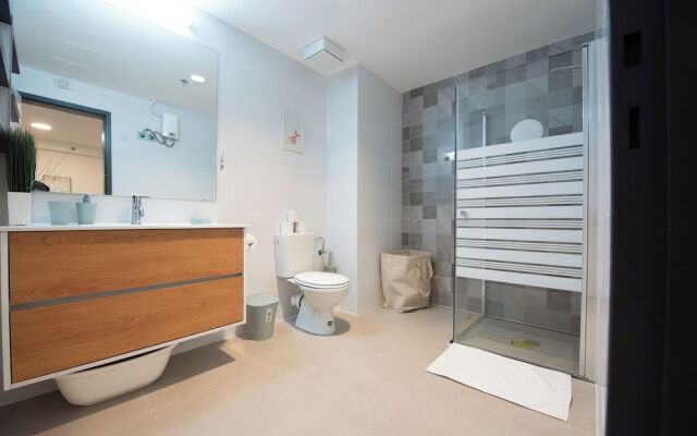 PORT CITY HAIFA- Downtown Luxury