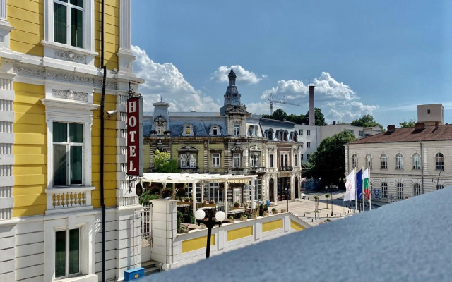 Old Town City Center Apartment