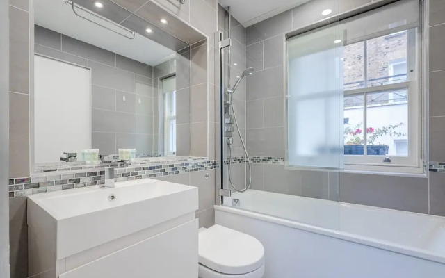 Stanhope Mews Style - 4sms