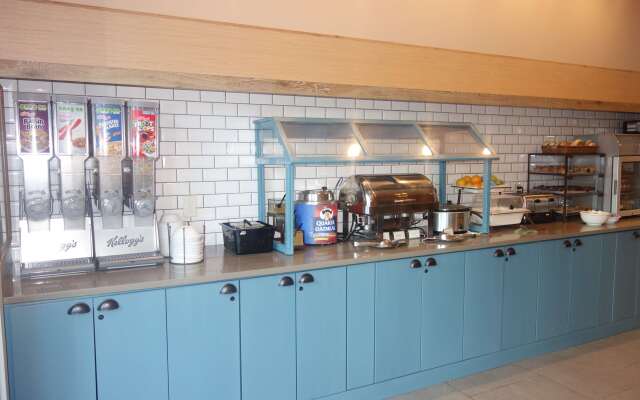 Country Inn & Suites by Radisson, Conyers, GA