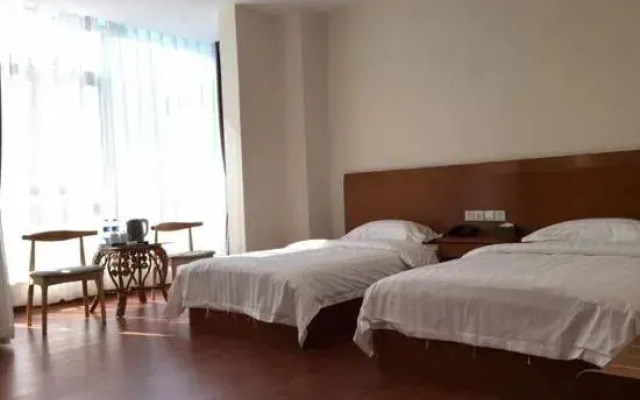 Huaibei Xiangfeng Hotel