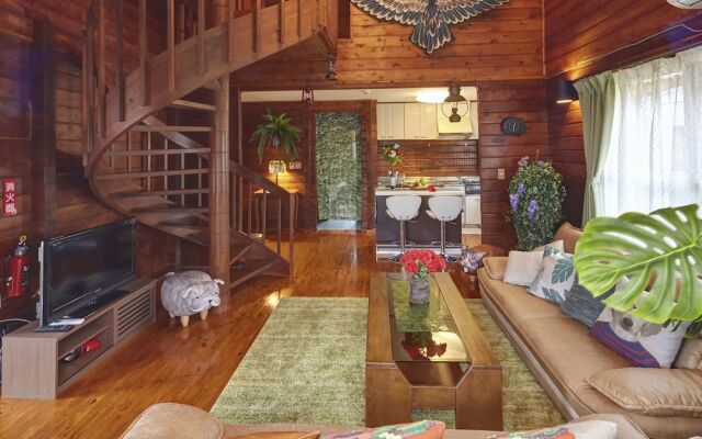 Kuruchi House