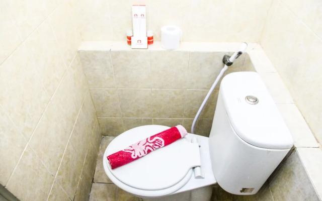 Simply Studio At Green Park View Apartment