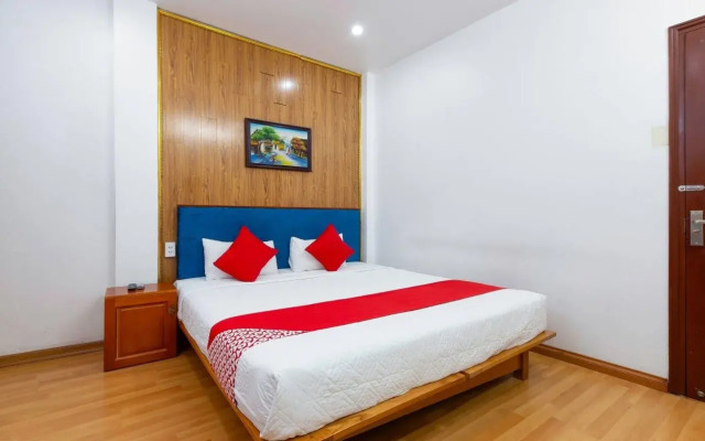 Little Hanoi DX2 Hotel
