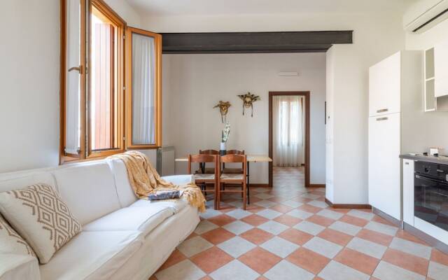 Close to Venice Apartment