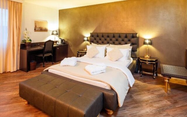 Hotel First