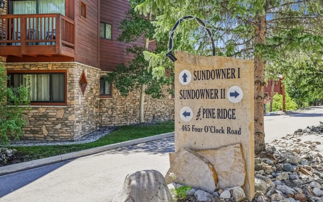 Pine Ridge 11e 2 Bedroom Condo