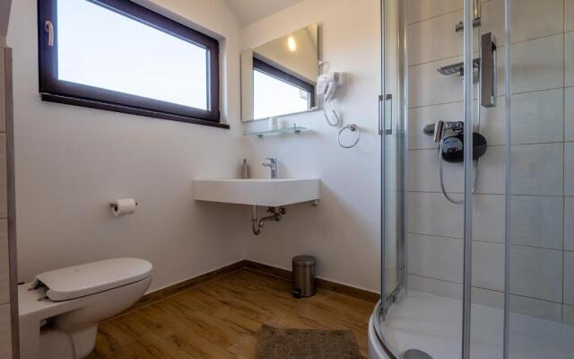 EVA Rooms & Studio Apartment