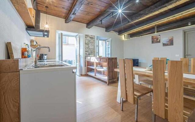 L Arco appartamento centro storico Orta SGiulio