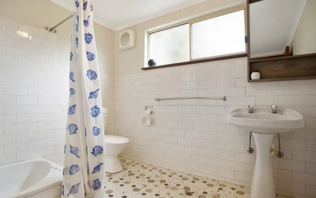 Cliffhanger - Pet Friendly