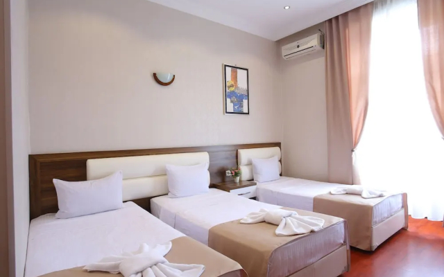 Hotel Aristocrat