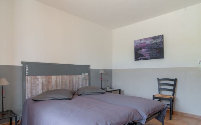 Secluded Villa in Lorgues With Private Pool