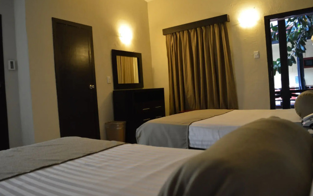 Hotel La Siesta Malecón