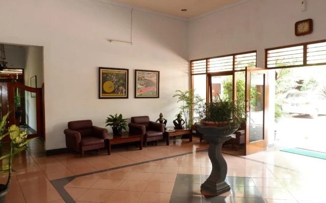 Hotel Arjuna Lawang by Oyo Rooms