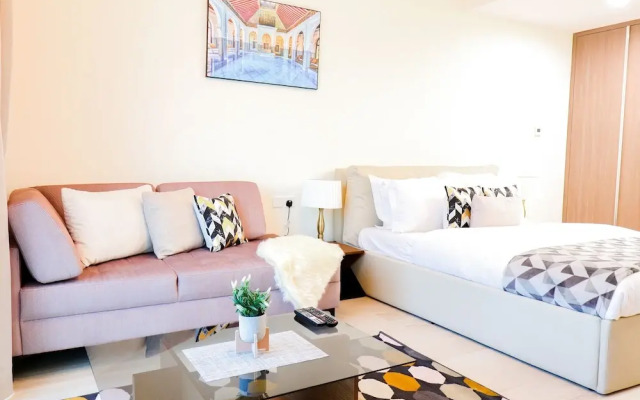Fully Furnished Studio in Azizi Aliyah