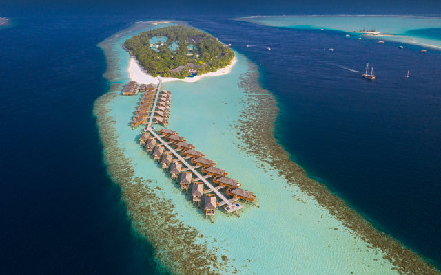 Vilamendhoo Island Resort & Spa