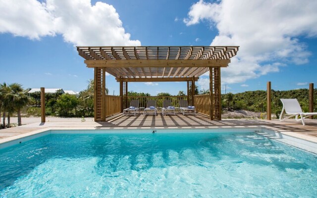 See Sea by Eleuthera Vacation Rentals