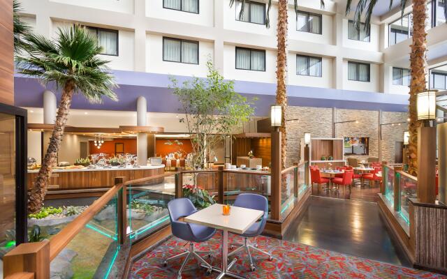 Crowne Plaza Hotel Foster City - San Mateo, an IHG Hotel