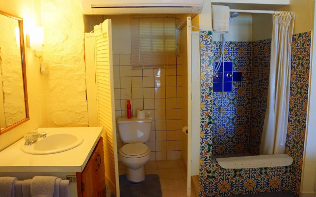 The Horny Toad Guesthouse