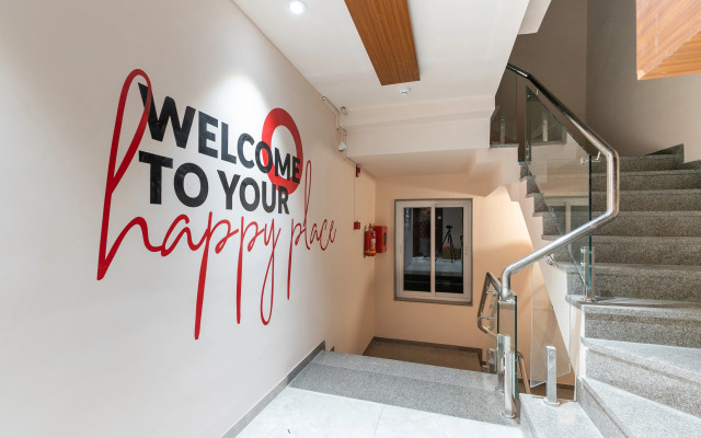 Hotel Simran Raghuveer Para by OYO Rooms