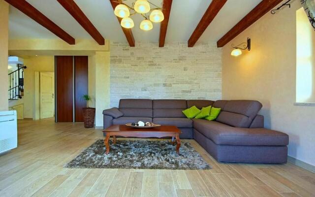 Villa Mara