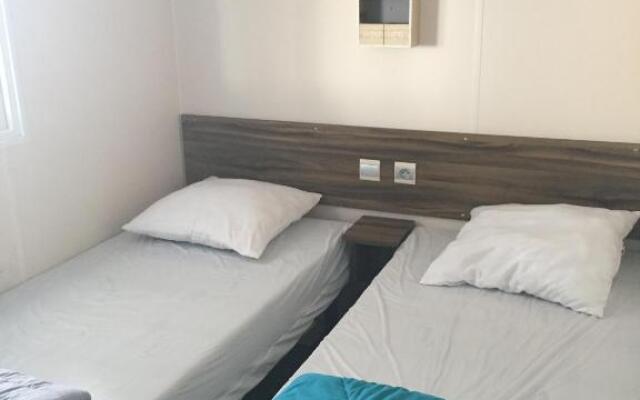 Mobil-Home 4-8 personnes Saint-Julien-En-Born