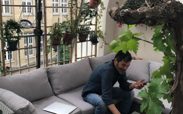 Apartment with terrace in Paris center - MONTORGUEIL district