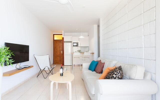 Las Americas Downtown Apartment, Prime location