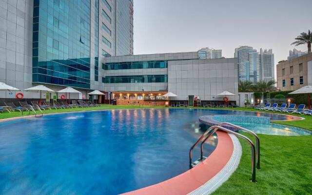 Marina View Deluxe Hotel Apartment