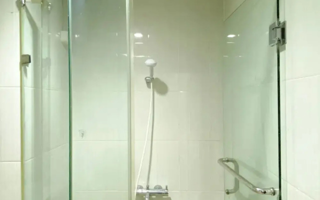Spacious And Restful 1Br Tamansari Semanggi Apartment