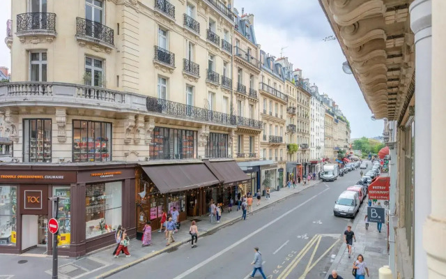 Lovely Studio Center of Paris